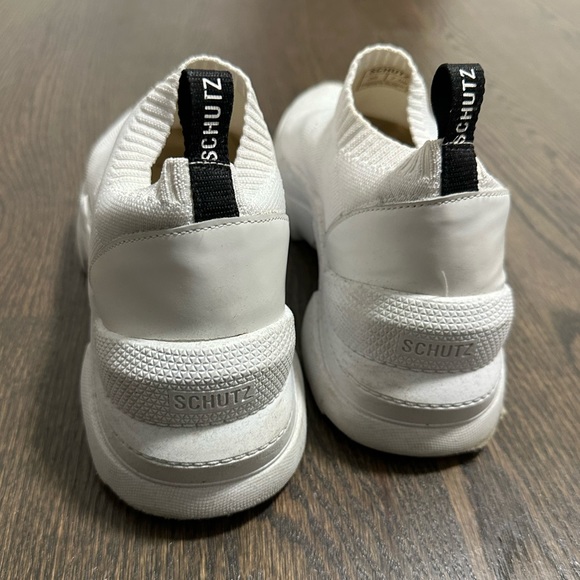 Schutz White Ladies Knit Slip-On Sneaker Size 8 - Picture 5 of 6